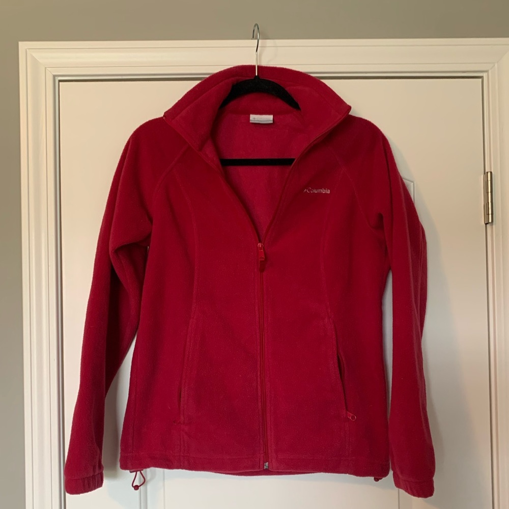 dark pink small columbia fleece.